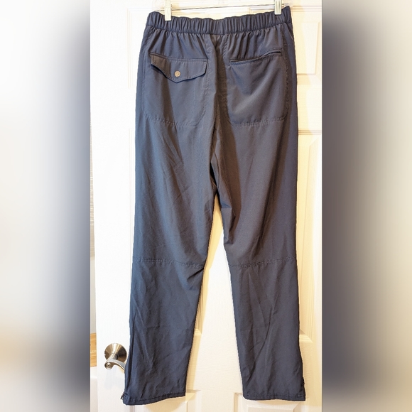 SPEEDO Man's Tech Warm Up gray  moisture wicking drawstrings waist Pants size M - Picture 3 of 9